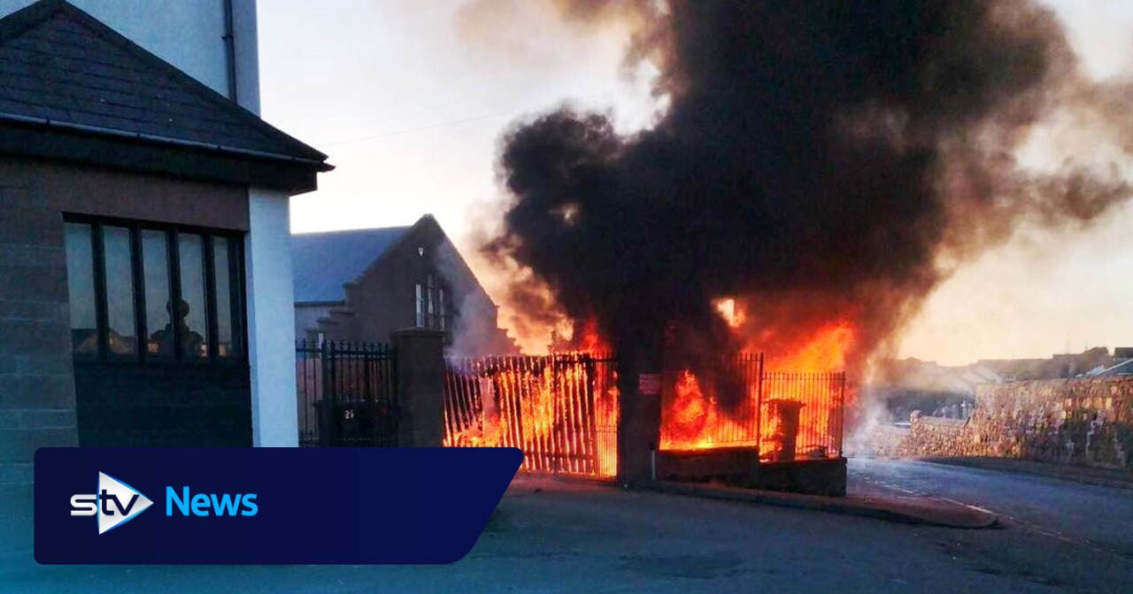'Deliberate' fire engulfs wheelie bins in Peterhead | STV News