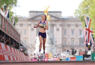 Eilish McColgan: ‘It felt like my foot exploded during London Marathon’ 