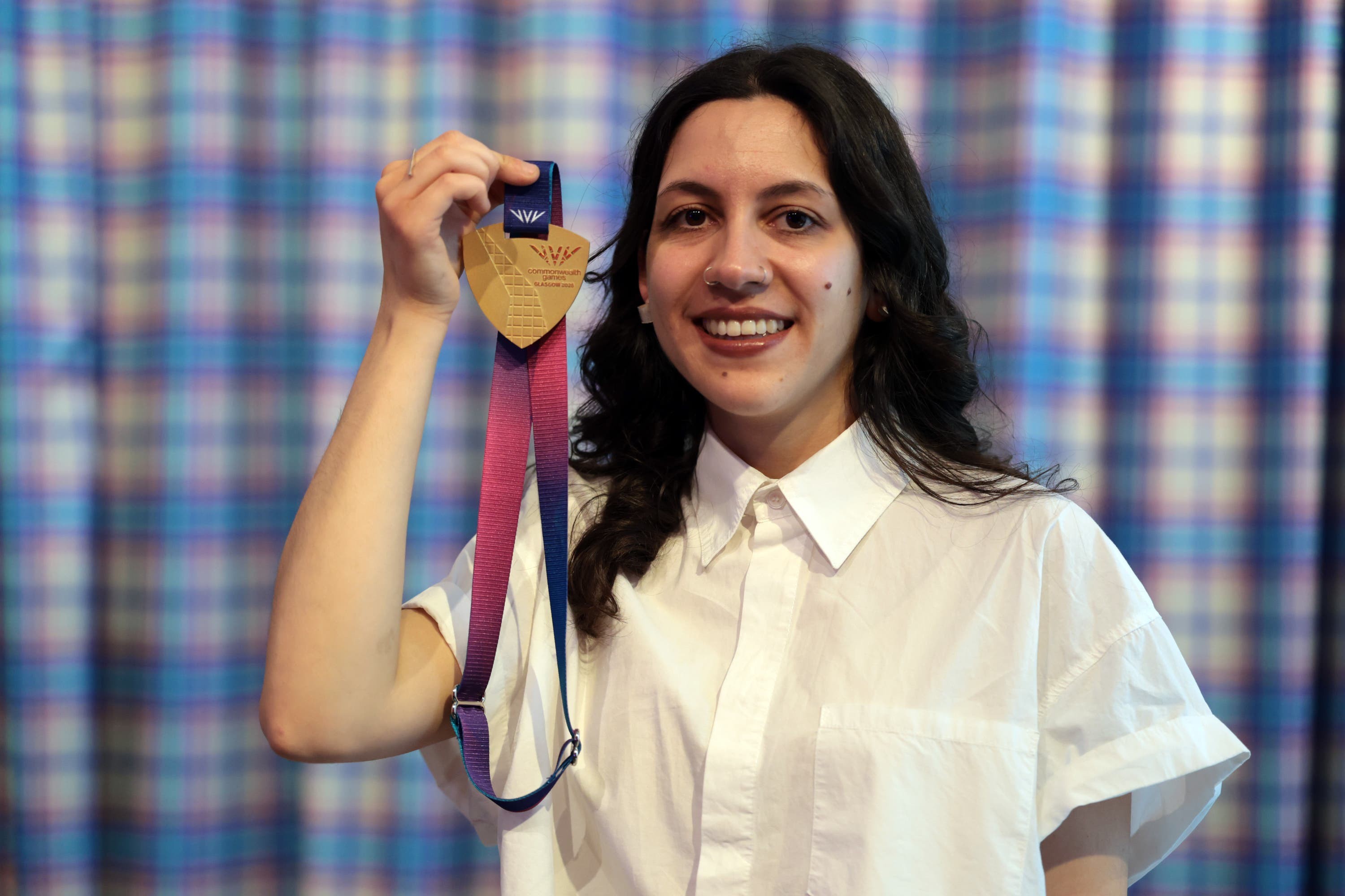 Designer Militsa Milenkova unveils the official medals for the 2026 Commonwealth Games