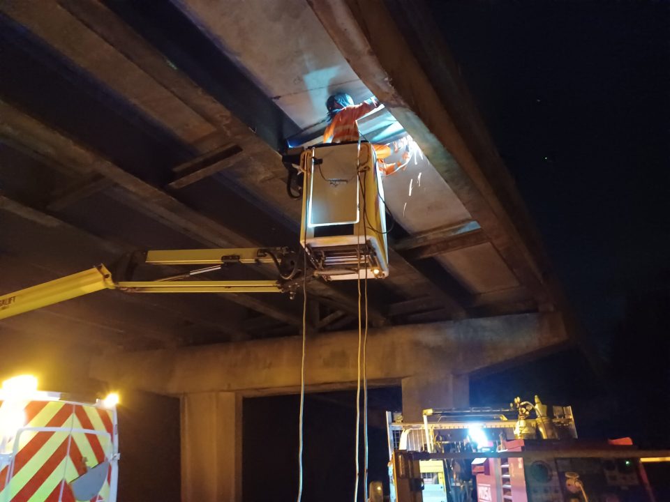 Lorry crashes into M8 bridge causing ‘significant’ structural damage 