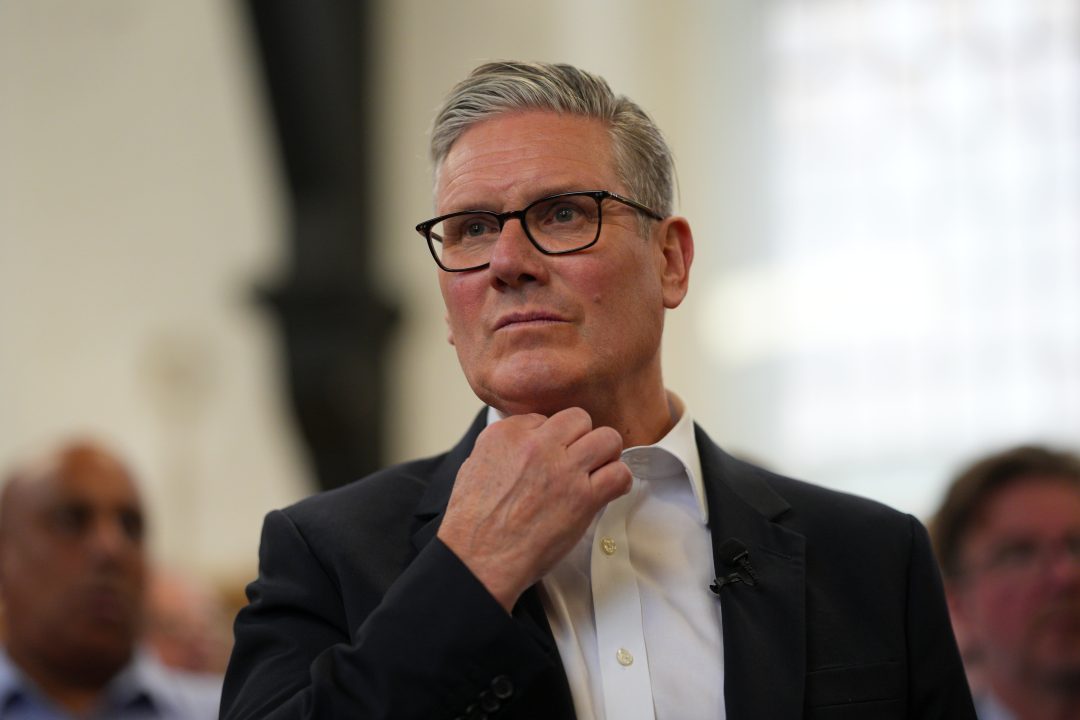Starmer faces crucial cabinet meeting amid mounting calls for PM to resign