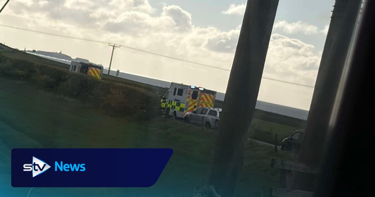 Man taken to hospital after rush hour crash in Fife | STV News