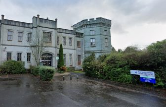 Plans for accommodation pods at Knipoch Hotel near Oban refused permission