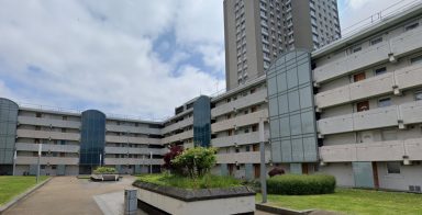 Firefighters battle blaze on fourth floor of Glasgow flat block