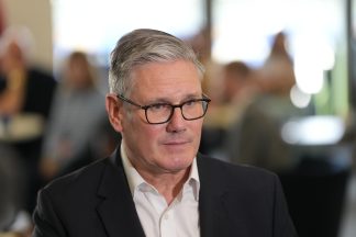 Three more Scottish Labour MPs join calls for Starmer to quit