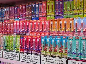Shopkeeper banned after selling vapes to children despite ‘clear warnings’