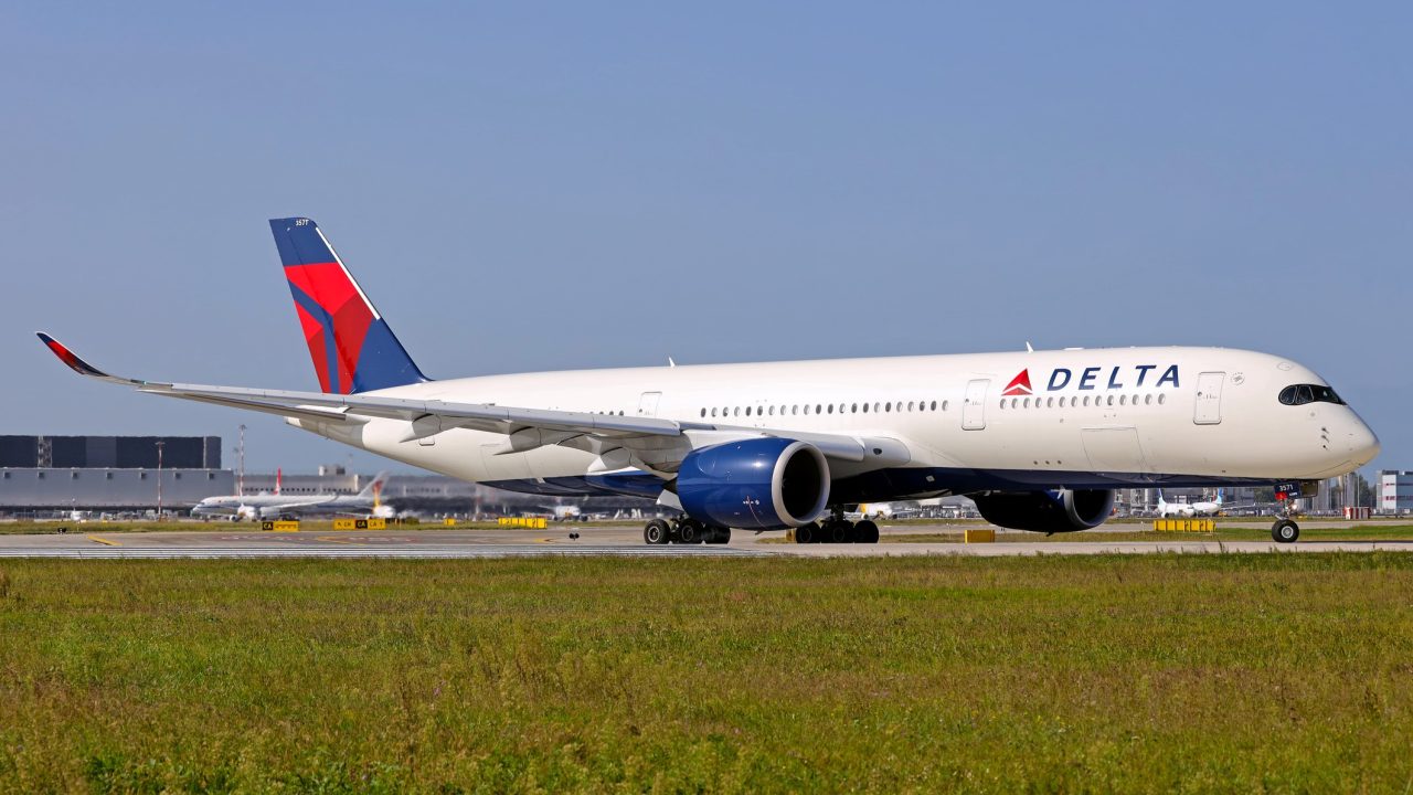 Delta flight  diverted to Edinburgh Airport due to
