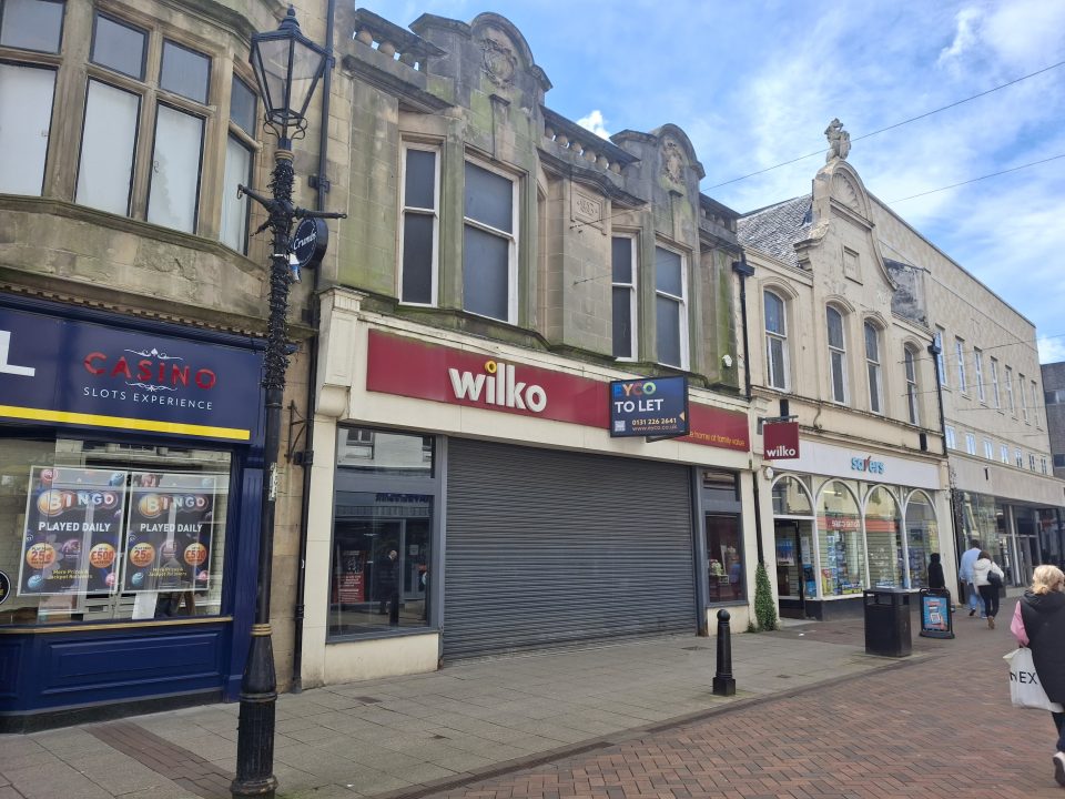 Plans to transform vacant shop on Falkirk High Street into student accomodation granted
