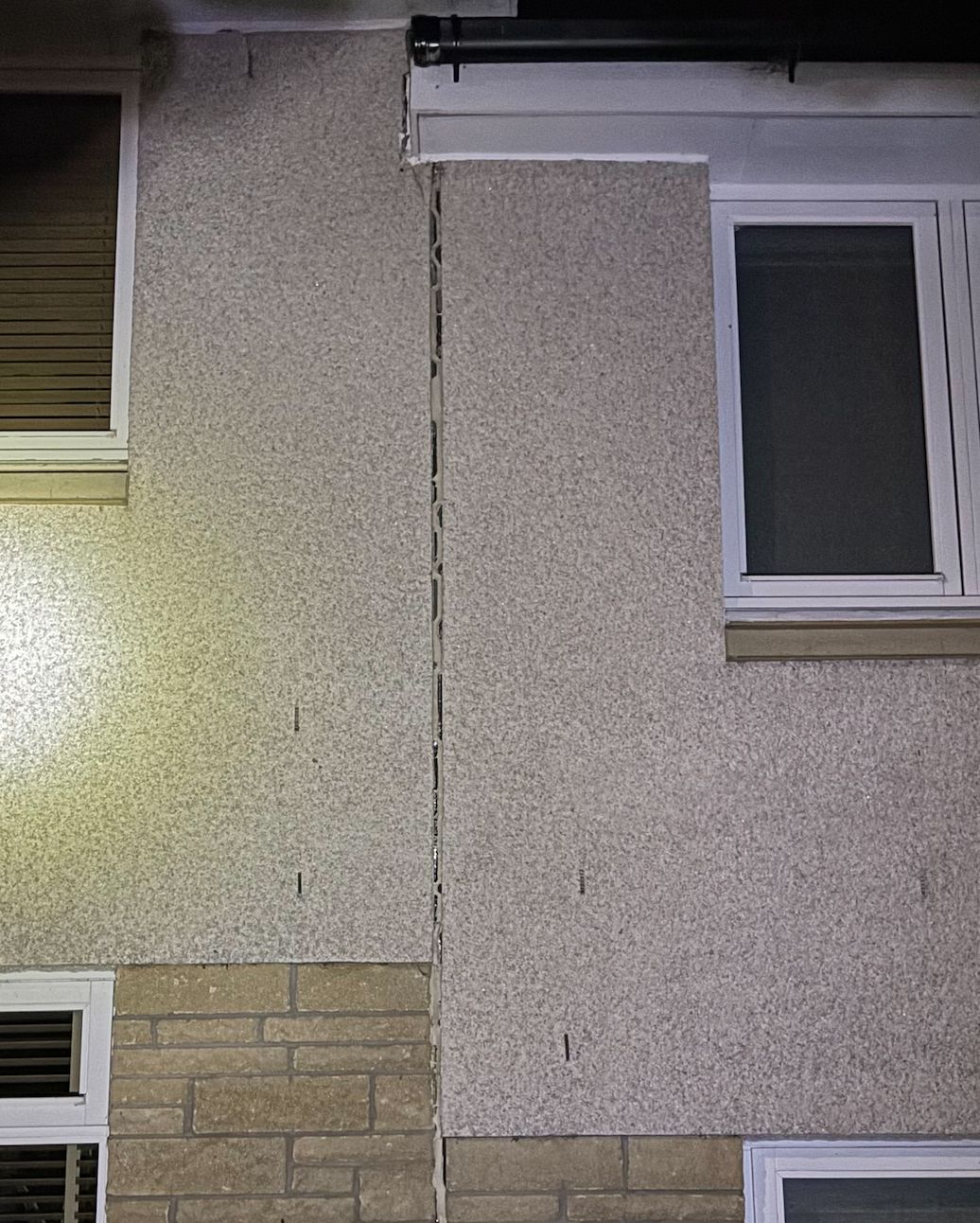 Cracks have formed between homes in Coalsnaughton