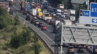 M74 lane blocked after five-vehicle crash near Hamilton