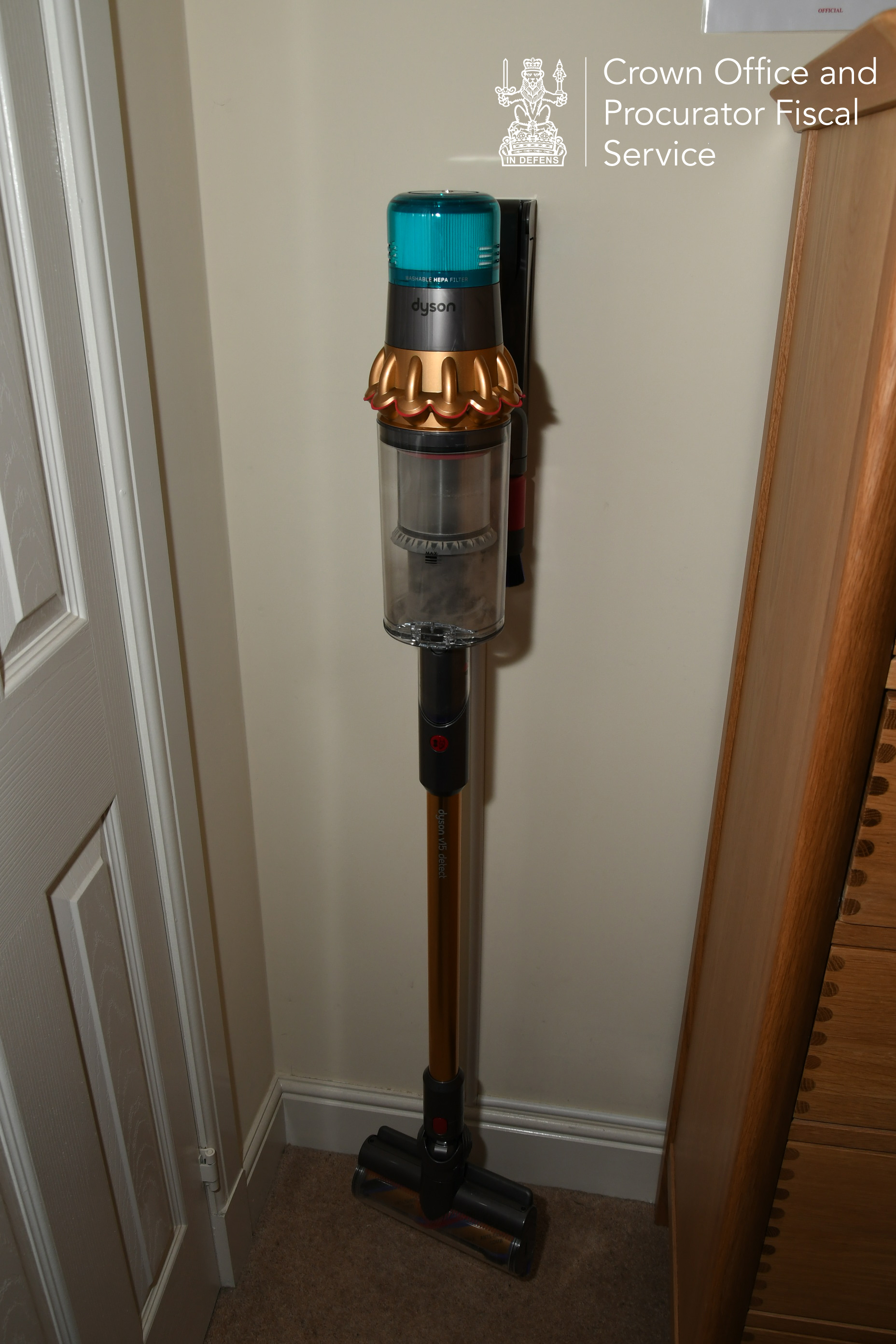 14. Dyson SV14 V11 Absolute vacuum (£599) within Calderpark Road