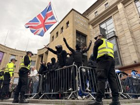 Far-right has no place on our streets, says Swinney after Glasgow demo