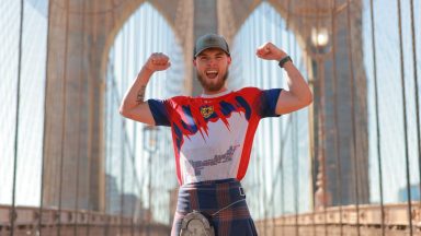 Tartan Army walker Craig Ferguson reaches milestone in trek across US for mental health charity