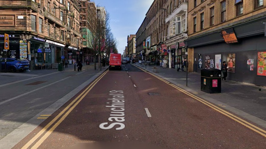 Man taken to hospital after serious assault in Glasgow city centre