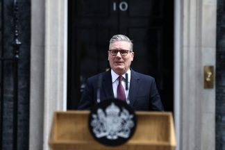 Sir Keir Starmer resigns as Prime Minister