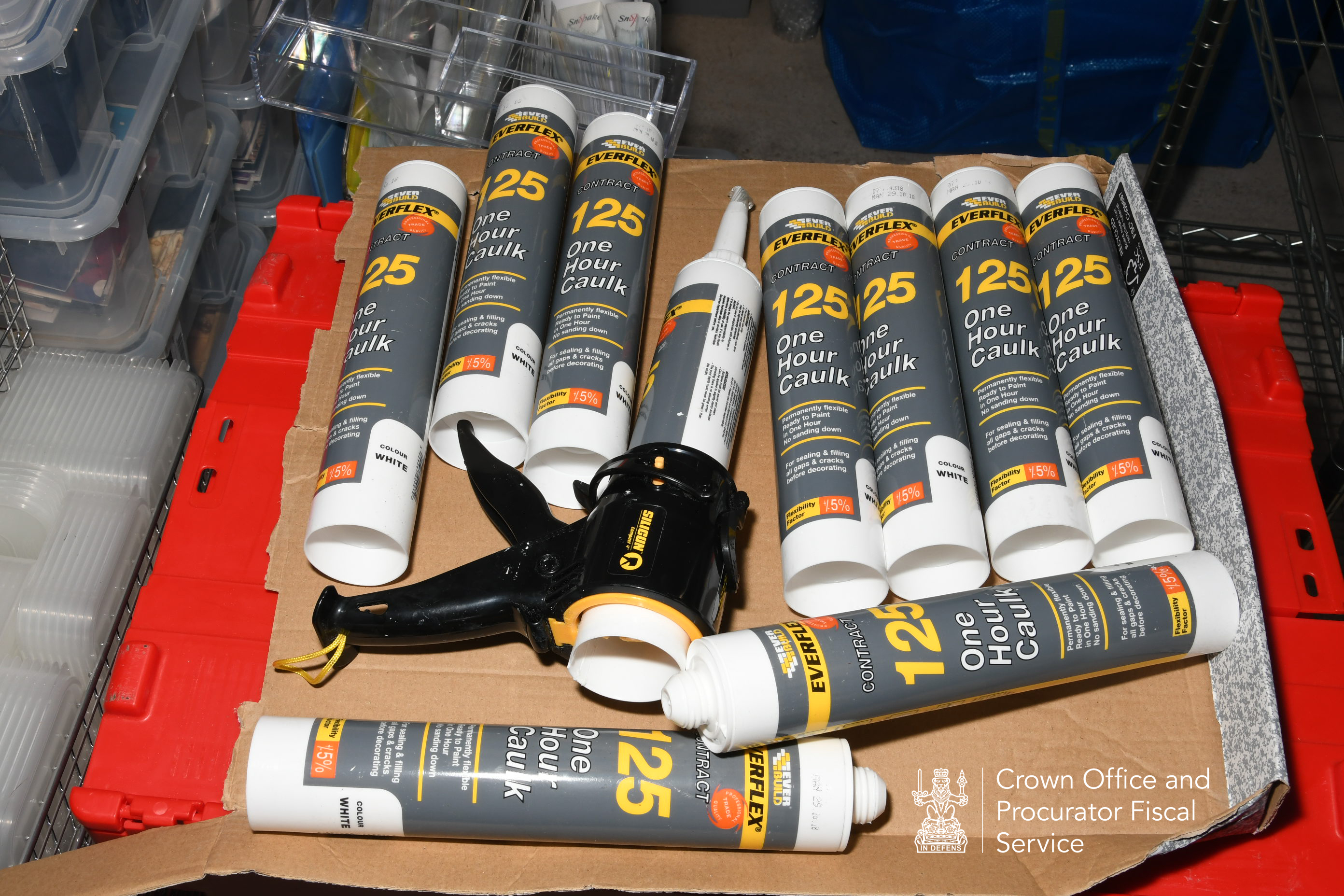 26. Everbuild 400ml White One Hour Decorators Flexible Caulk x 12 (£21.50, Amazon)