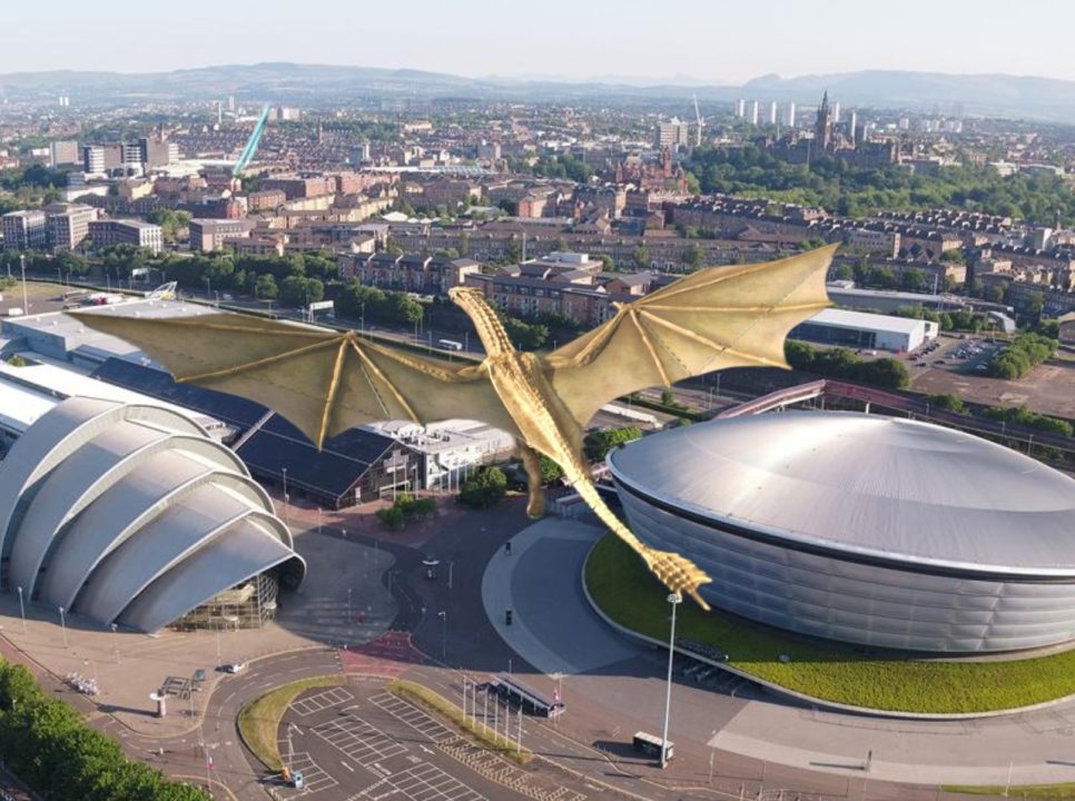 Game of thrones ‘dragon’ takes to the skies above Glasgow