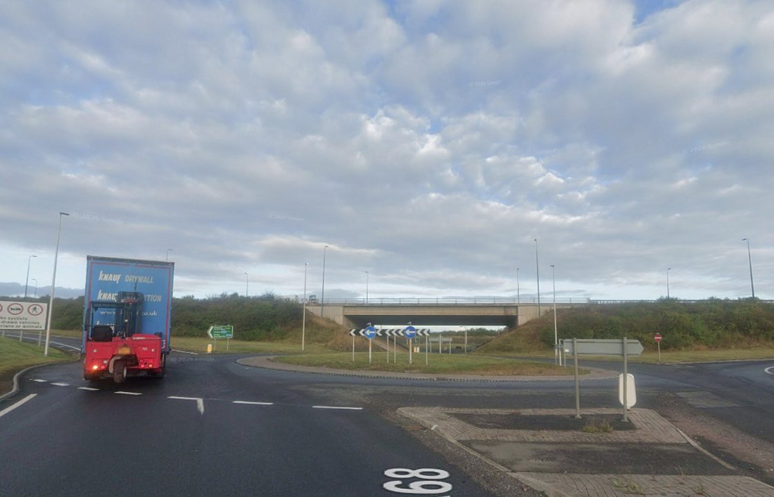 Hunt for ‘dangerous’ driver who forced car to crash into barrier to avoid collision