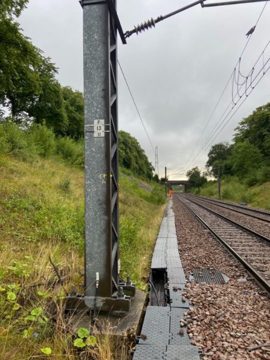 Major disruption to rail services in Scotland after thieves attempt to steal electrical cables