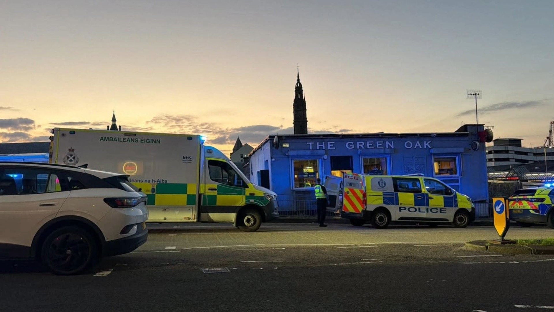 Disturbance outside Green Oak pub in Greenock