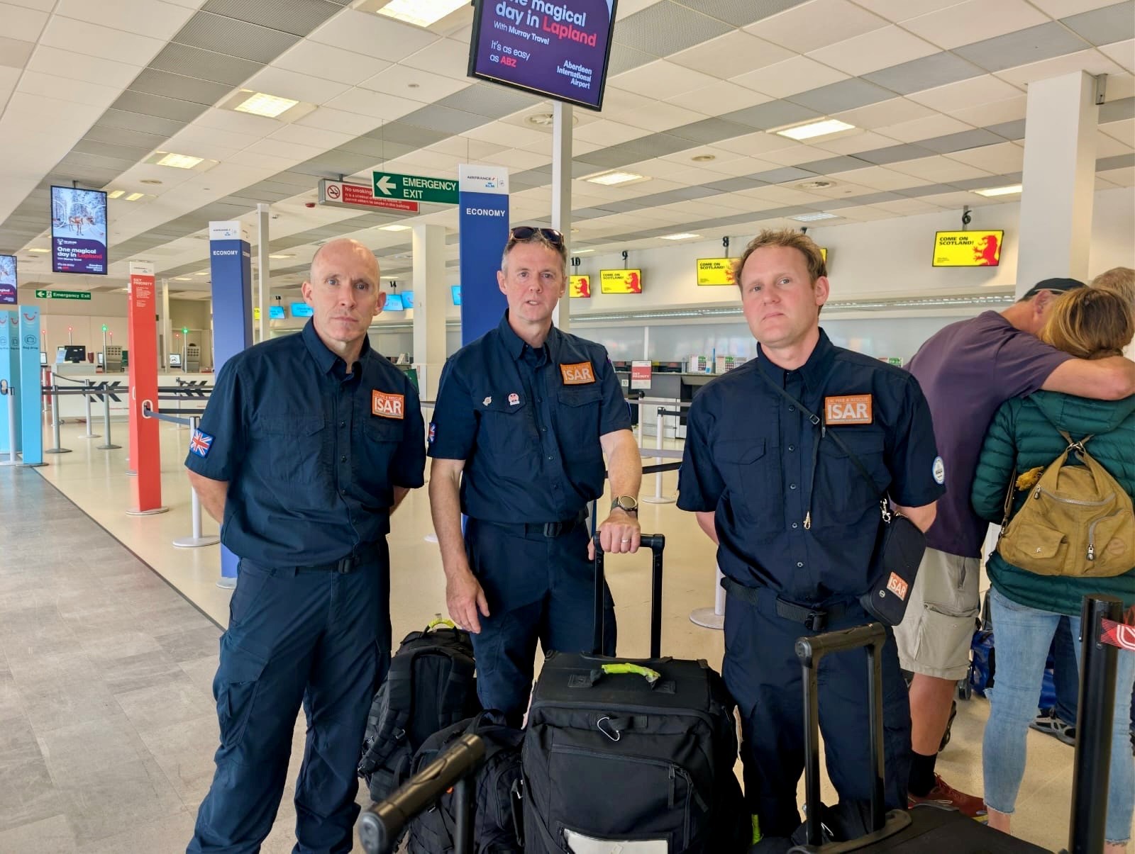 Crew Commander Ian Hodgson, based at North Anderson Drive, Aberdeen, and Firefighter Brian Richards, from MacAlpine Road, Dundee. They are joined by Station Commander Gavin Brown, Prevention Directorate, based in Perth & Kinross, Angus and Dundee area,