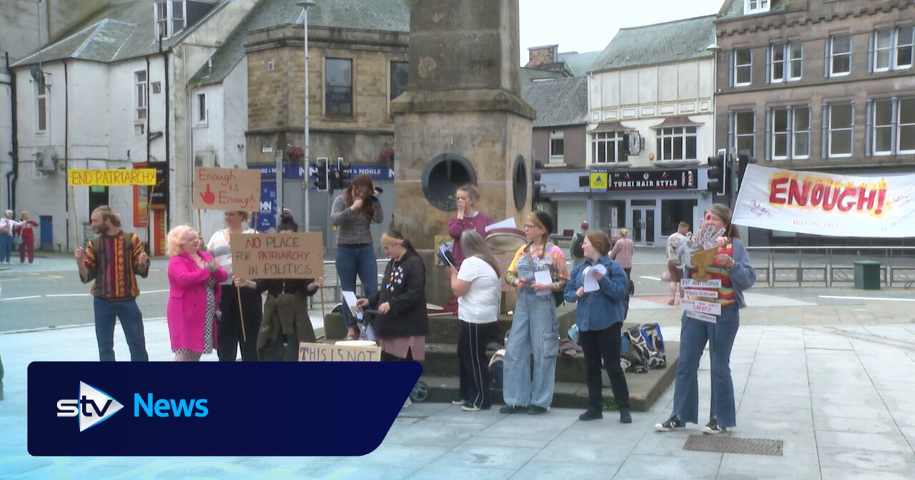 Protest held over decision to allow rapist taxi driver to keep operator's licence