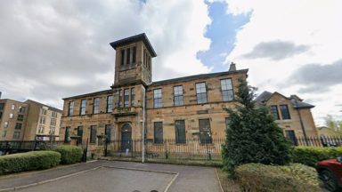 Glasgow listed building ‘under attack from birds’ to undergo deterrent work