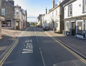 Residents urged to shut windows and doors after vehicle strikes gas pipe in Kilbirnie