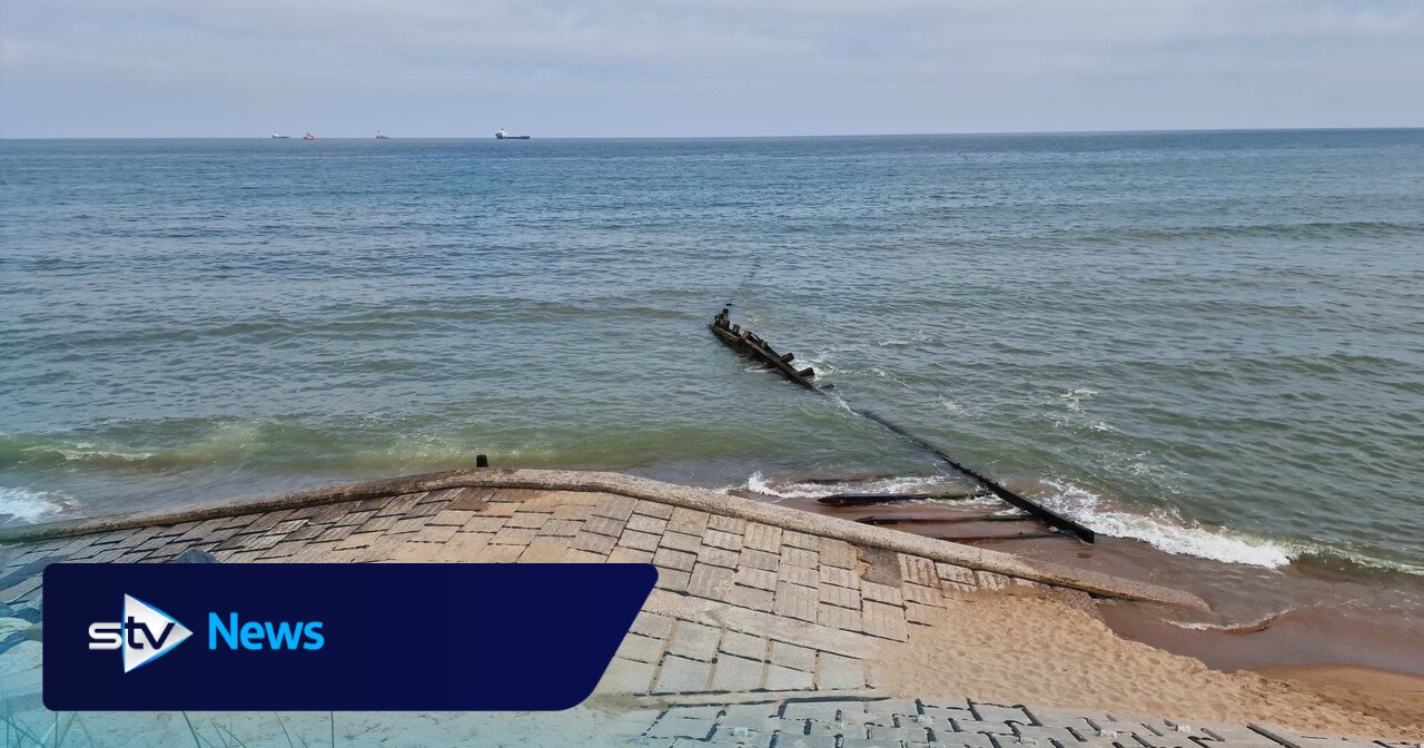 Aberdeen beach partially closed after sea barrier collapses | STV News