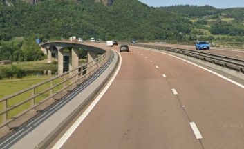 Temporary 50mph speed limit on Perth bridge to remain in place two years on