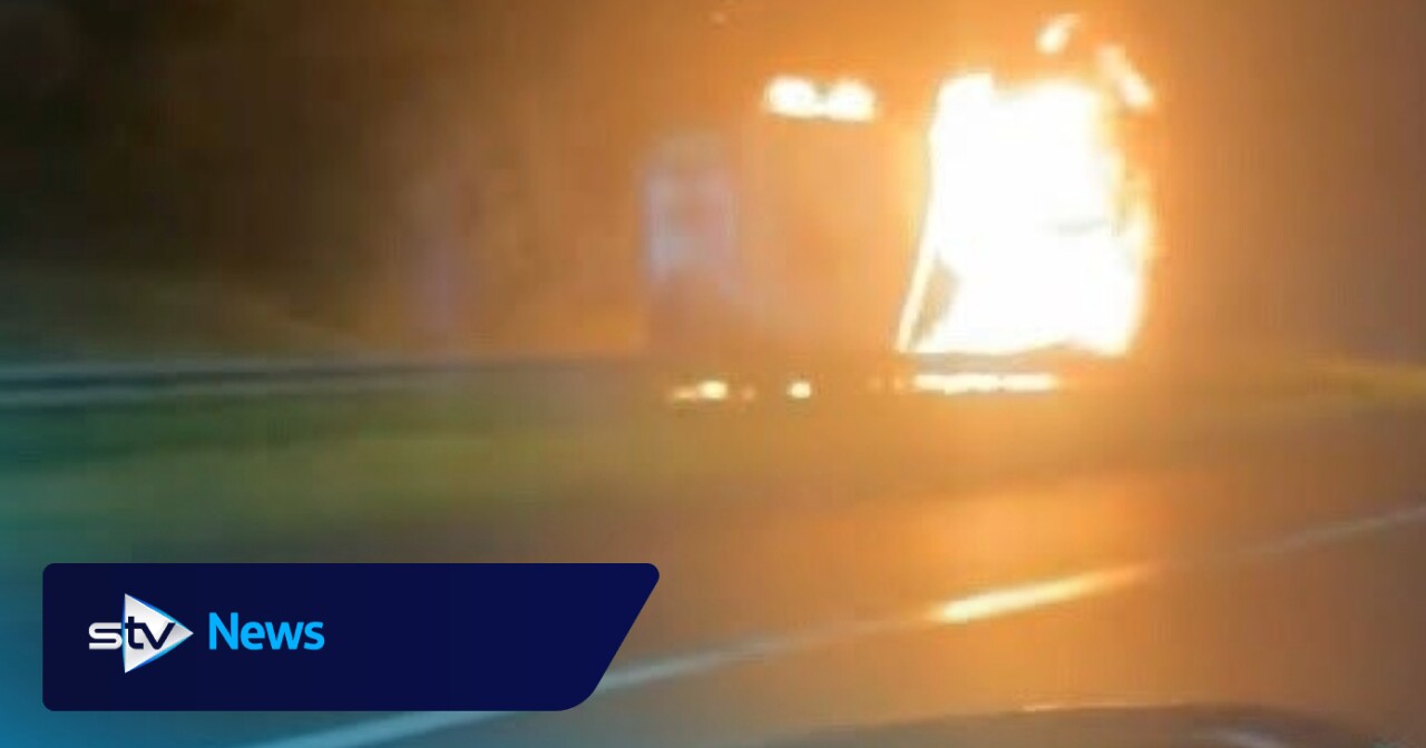 Section of M8 closed overnight after lorry fire