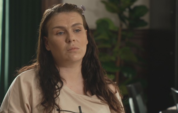 Bobbi’s addiction spiralled out of control in 2022 when she was fleeing domestic violence. 