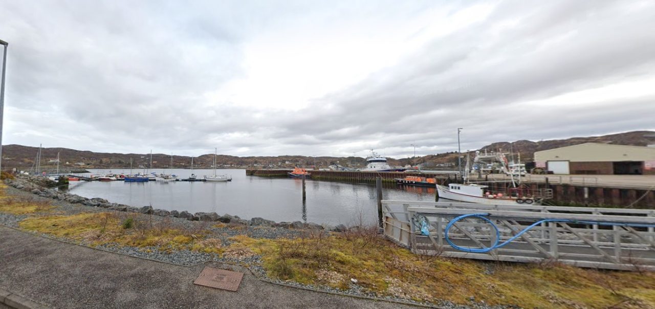 Vessel sinks in Highland harbour sparking council investigation