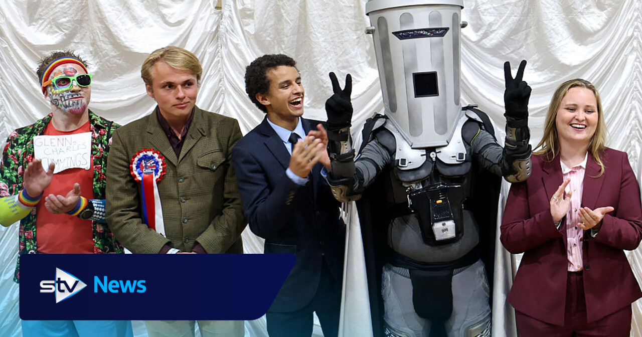 Farage wins in Clacton as police contest ‘credible threat’ claim at count