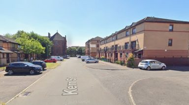Detectives appeal for witnesses after teen stabbed on Glasgow street