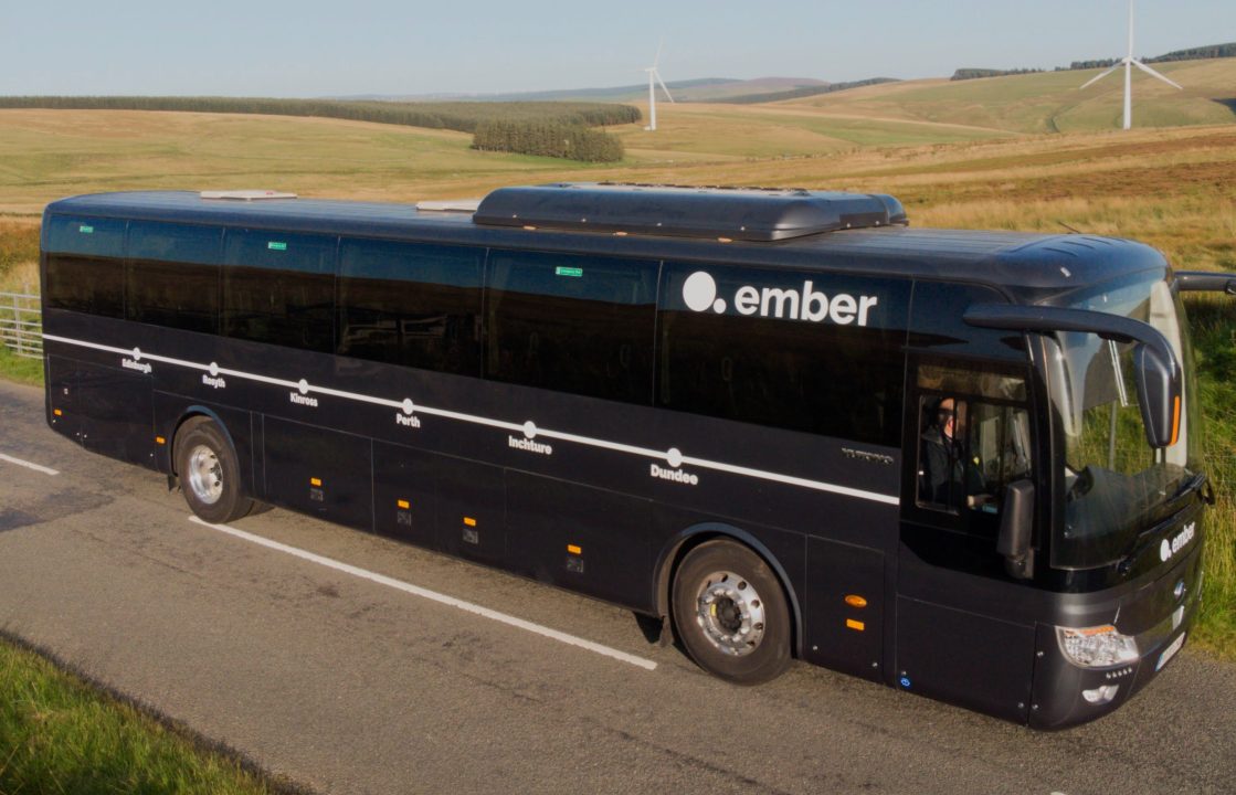 24/7 bus route between Glasgow and Edinburgh Airport announced