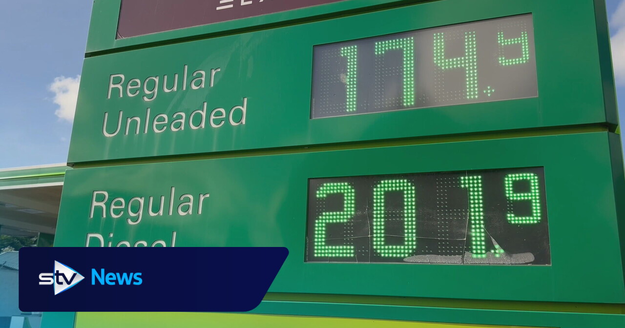 Check Driver Apple Drivers can check prices at nearby fuel stations on Google Maps for ...