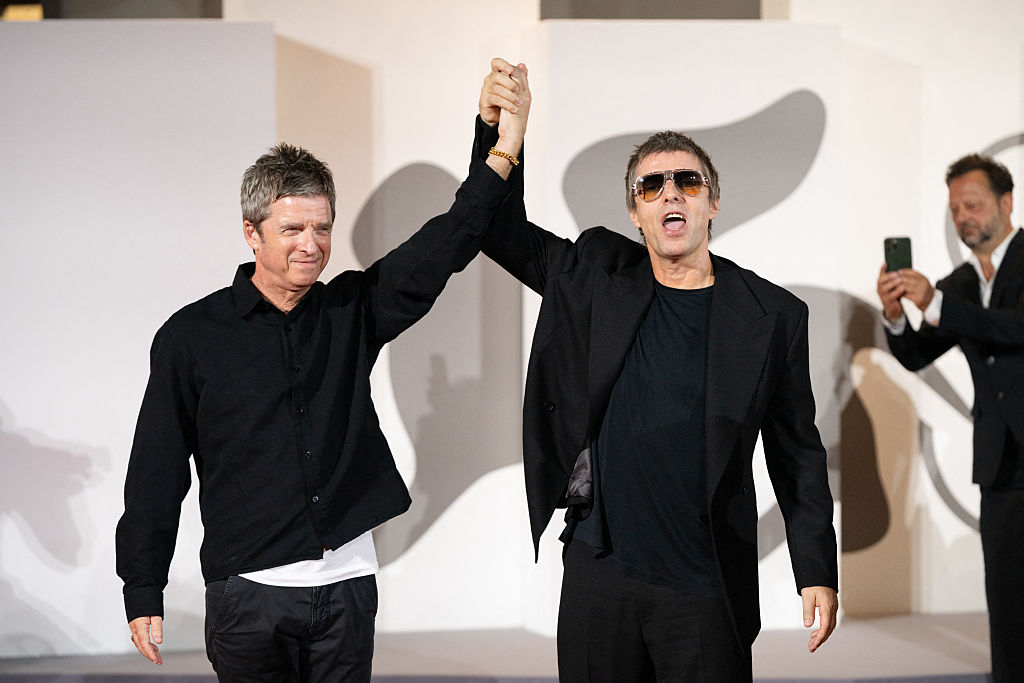 Oasis to play five nights at Celtic Park to kick off new tour