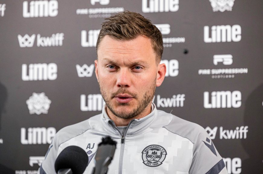 Poor Run Form Motherwell boss dismisses ‘ridiculous’ talk Celtic are in crisis after ...