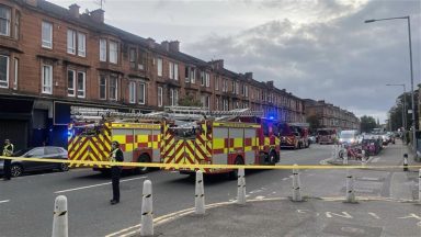 Fire crews tackle building blaze in Cessnock as Paisley Road West closed to traffic
