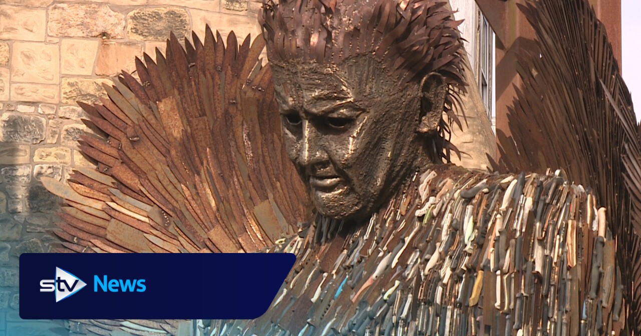 Mutter des erstochenen Mannes „traurig“ über den Abgang des „Knife Angel“ ...