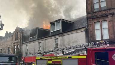 Fire crews tackle building fire in Glasgow