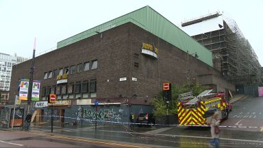 Glasgow’s Sauchiehall Street closed due to early morning building blaze