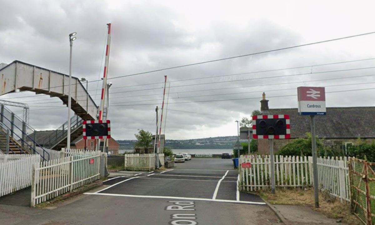Trains cancelled after lorry strikes level crossing barriers near Helensburgh
