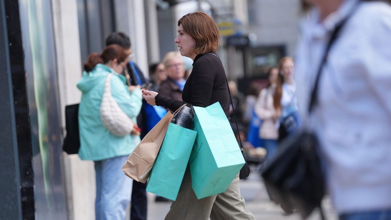 Department stores and online shopping drive rebound in UK retail sales