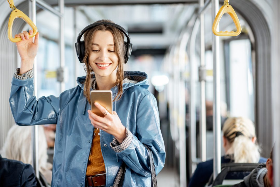 What are the rules on ‘loudcasting’ in Scottish public transport following changes in England?