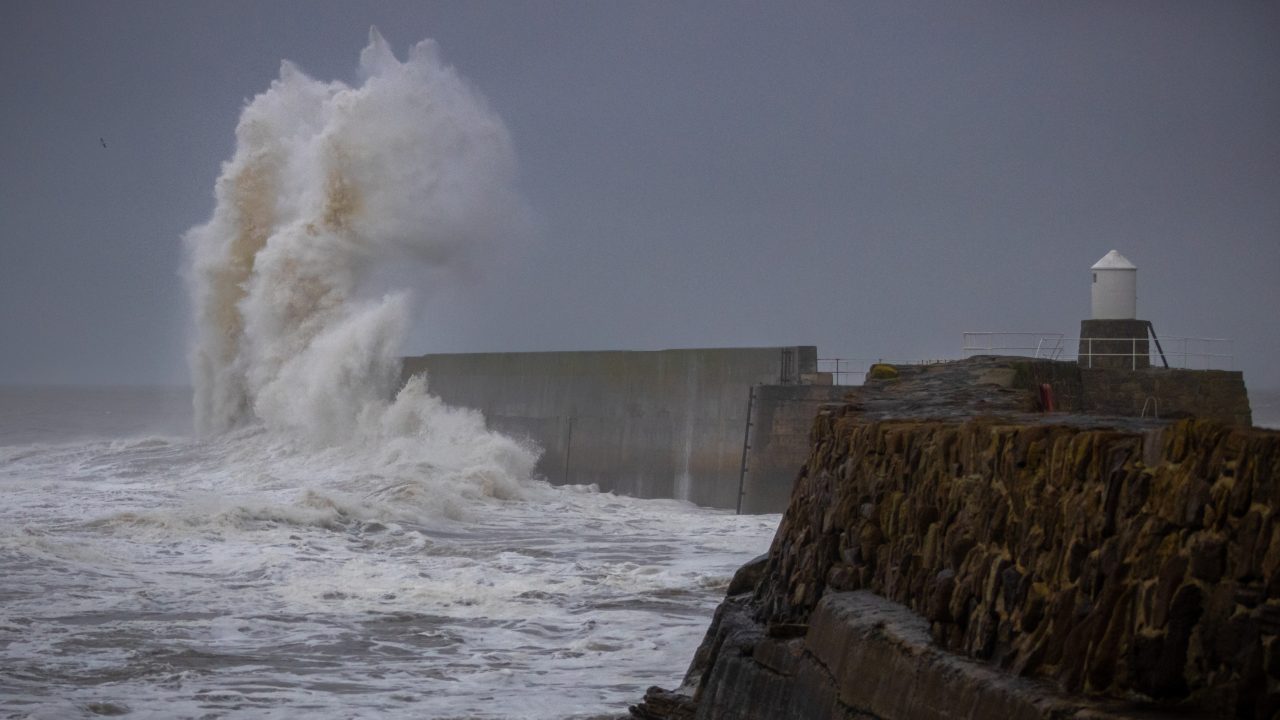 Storm Boelo in Scotland LIVE: Amber weather warning issued for the country as high winds expected