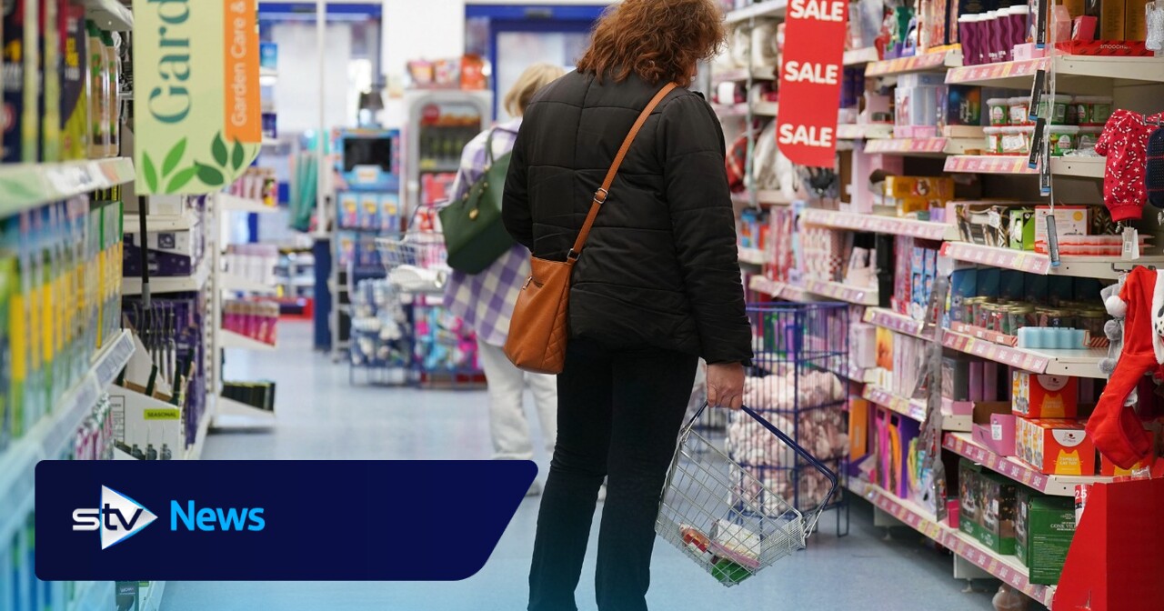 Retailers suffer sharp year-on-year decline in footfall