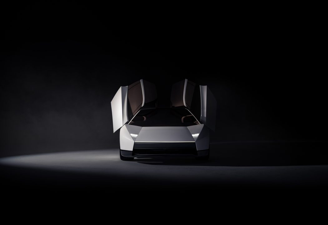 Tesla’s new Roadster revealed with rocket thrusters