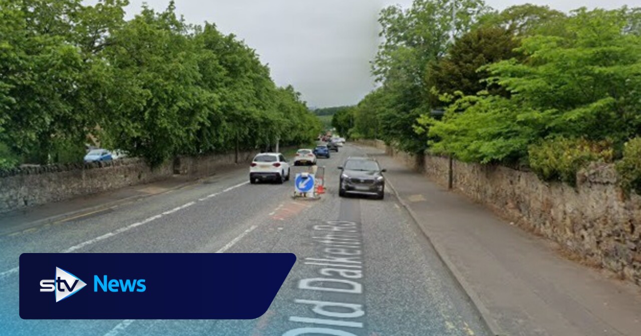 Hunt for Range Rover driver after teen girl injured in hit-and-run